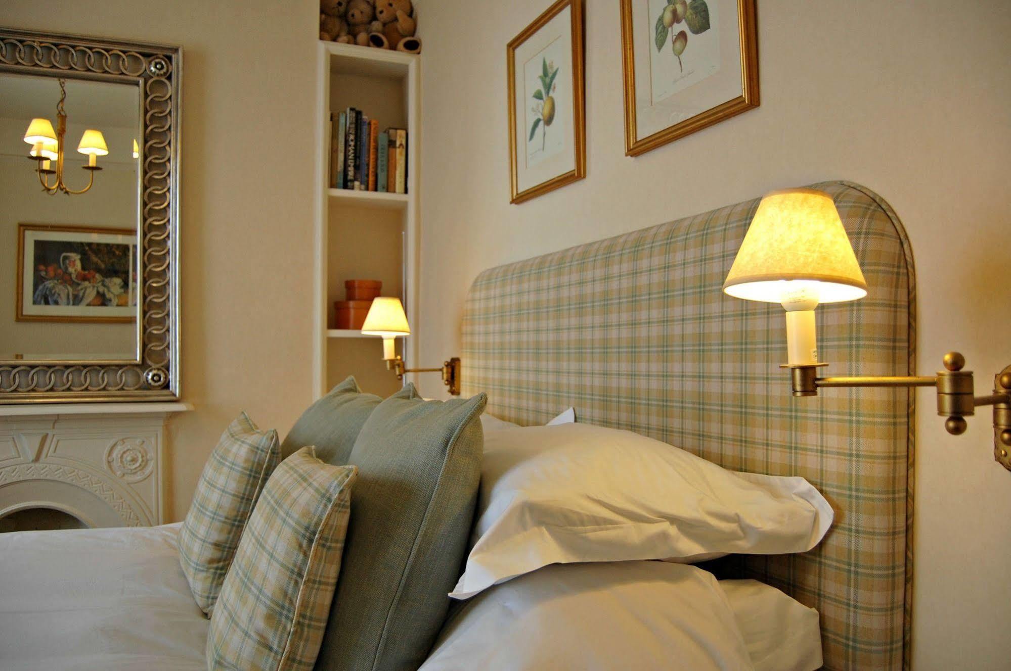 The Old Vicarage Dolfor Hotel Newtown  Eksteriør billede